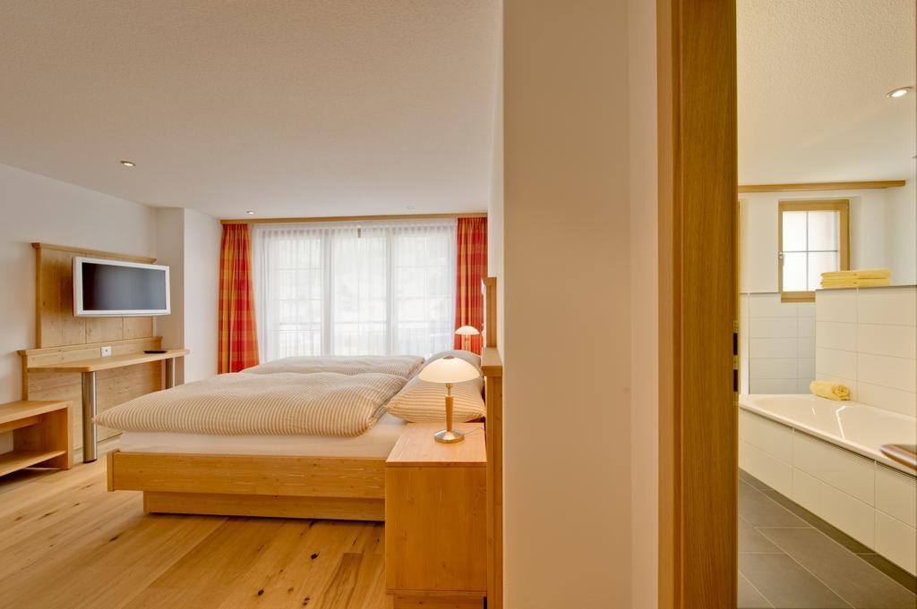 Jaegerhof Serviced Apartements Zermatt Room photo