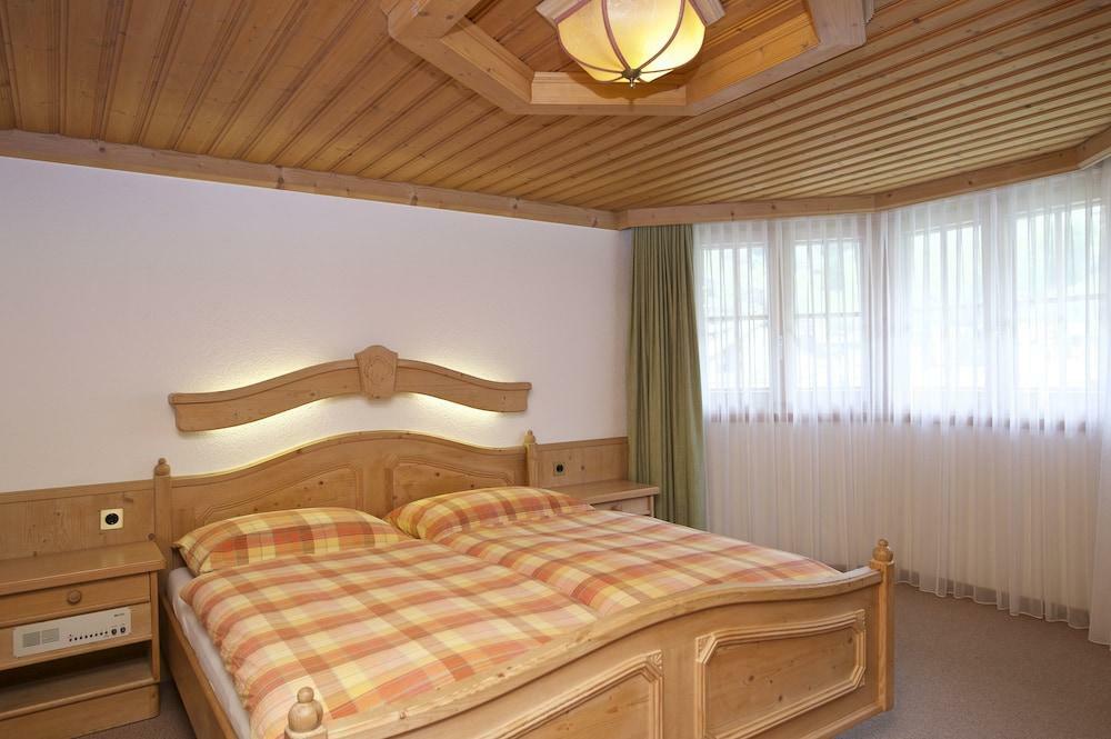Jaegerhof Serviced Apartements Zermatt Exterior photo