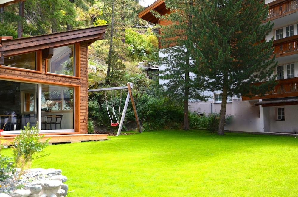 Jaegerhof Serviced Apartements Zermatt Exterior photo