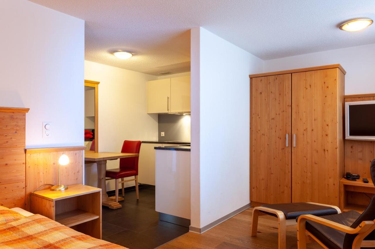 Jaegerhof Serviced Apartements Zermatt Exterior photo